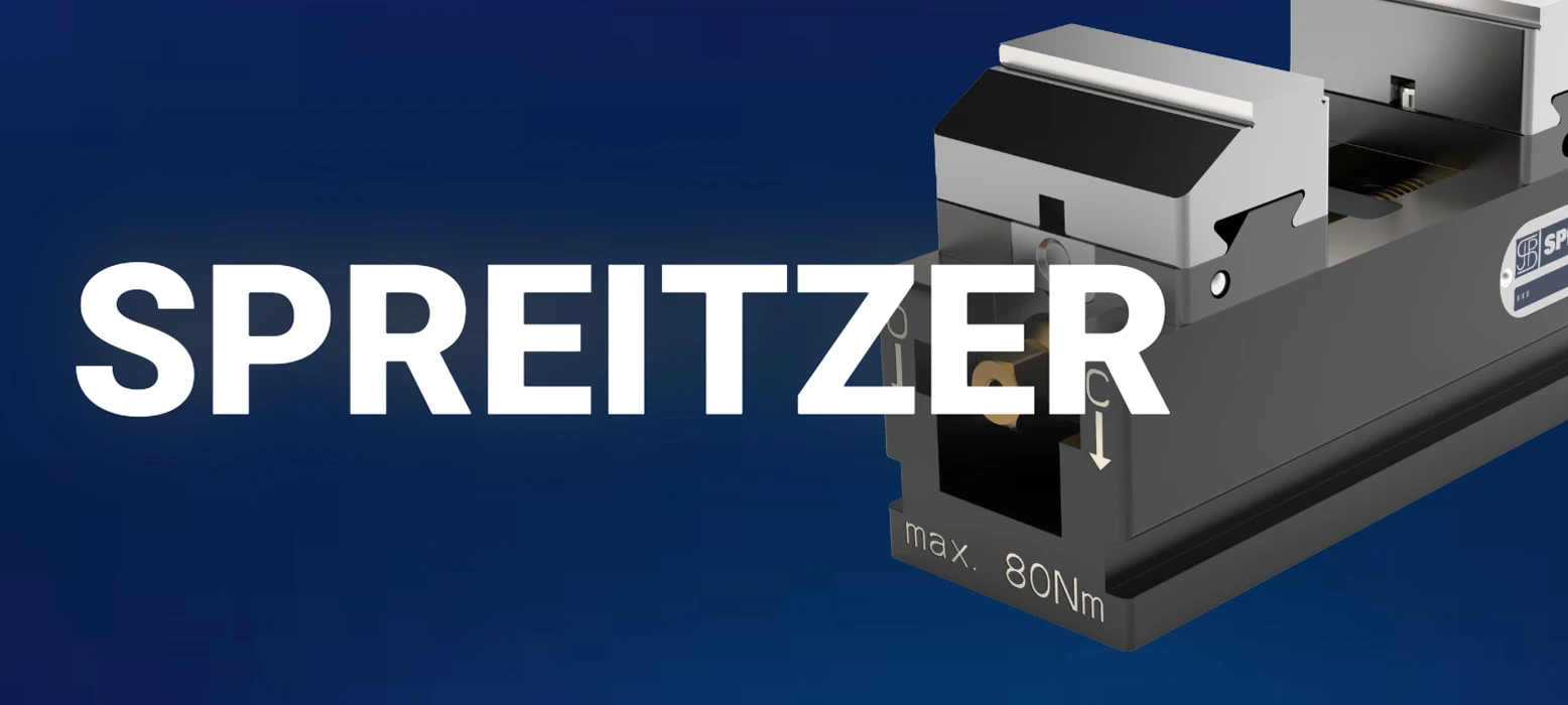 Schriftzug Spreitzer mit einem Zentrischspanner Banner mit dem Schriftzug Spreitzer und einem Zentrischspanner des arven.io-Kunden Spreitzer auf blauem Hintergrund